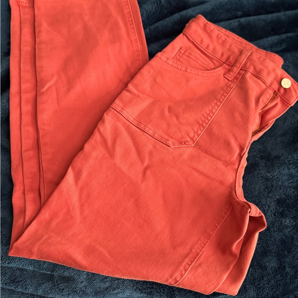 * Sold* Vibrant Reddish Orange Straight Leg Crop Stretchy